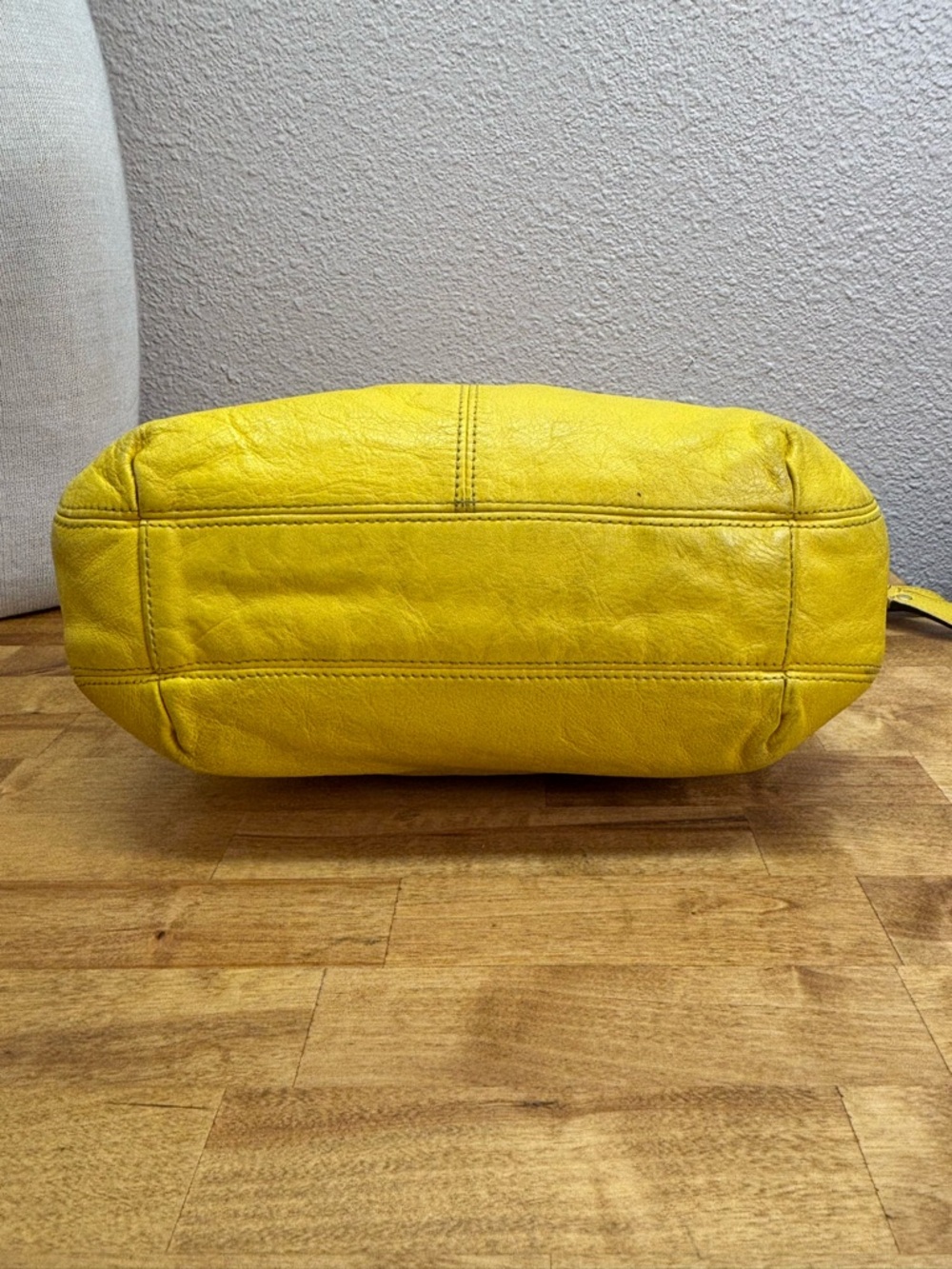 Coach Ashley Hippie Yellow Leather Shoulder Bag F20114 - Picture 7 of 16
